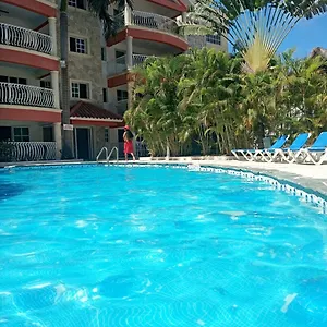 2* Pensión Yara Beach Mar De Corales 2